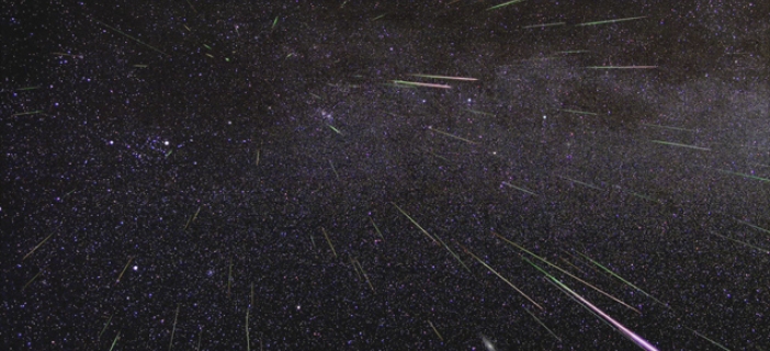Sledujte meteory Halleyovy komety a pejte si!